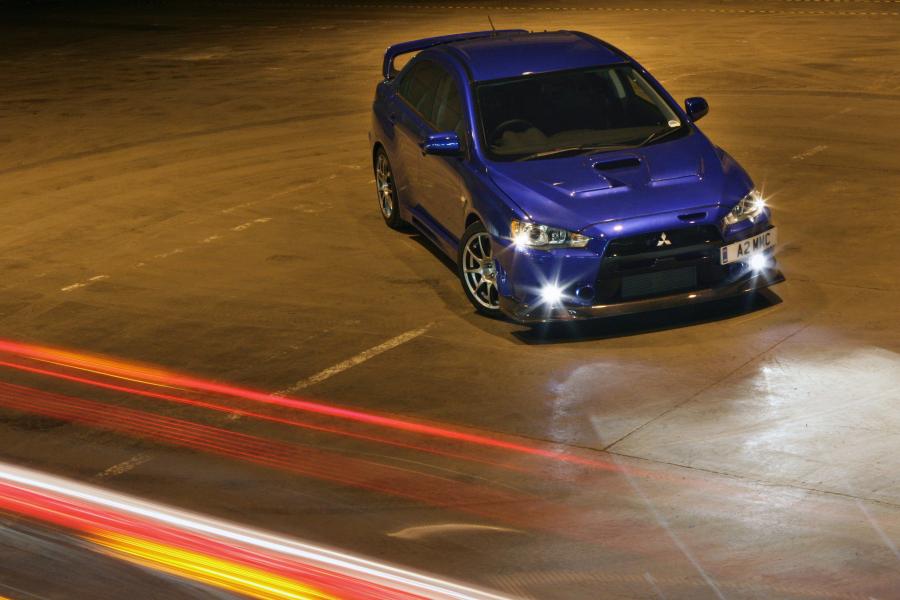  Mitsubishi Lancer Evolution X FQ-400 2009 года  (фото 25 из 64)